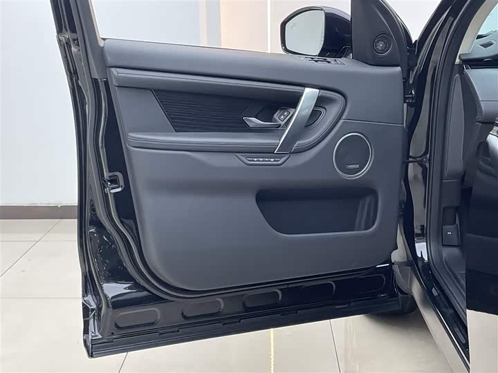 Фото 9 - Land Rover Discovery Sport