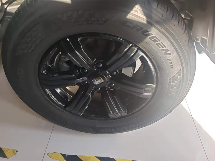 Фото 6 - Tank 300