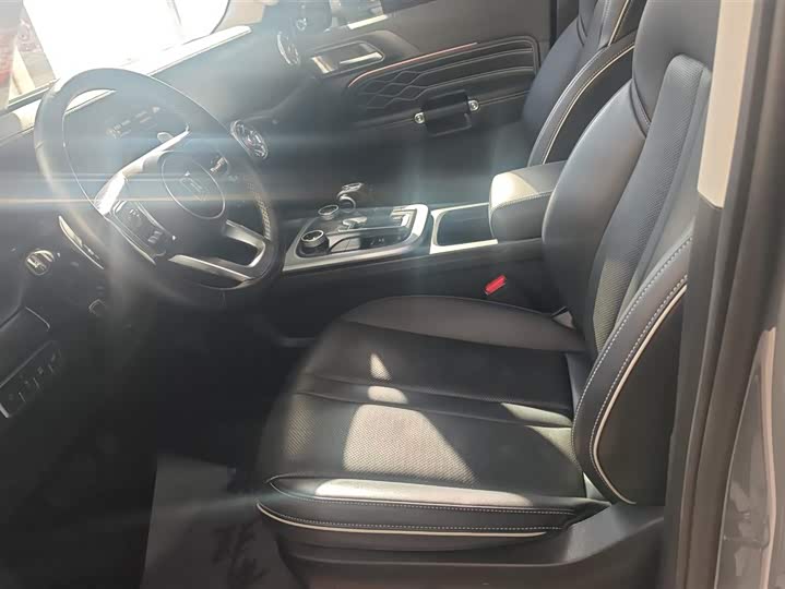 Фото 9 - Tank 300