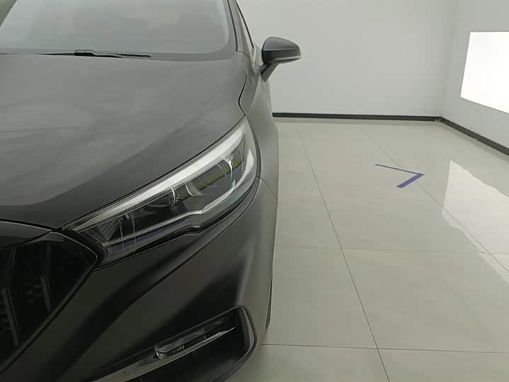 Фото 5 - Hongqi H5