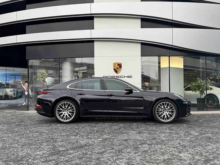 Фото 4 - Porsche Panamera
