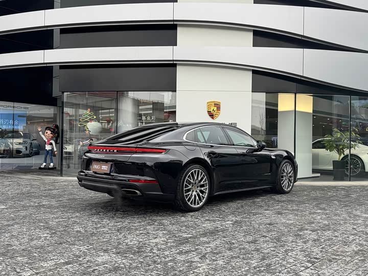 Фото 6 - Porsche Panamera