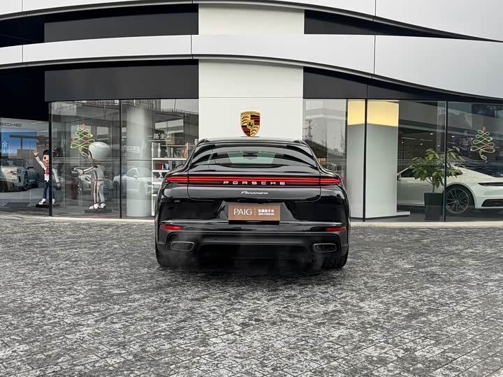 Фото 7 - Porsche Panamera