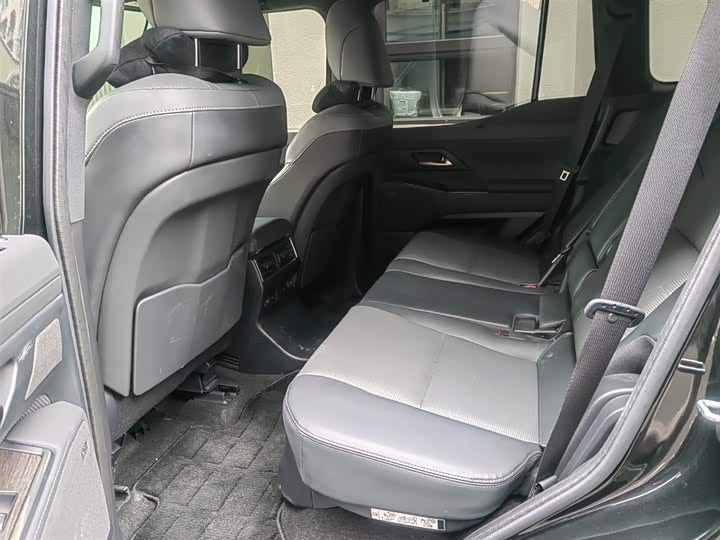 Фото 4 - Lexus GX