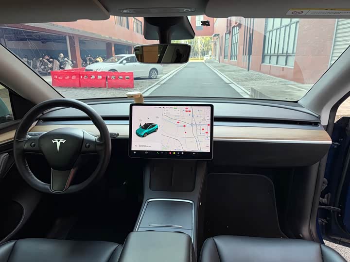 Фото 7 - Tesla Model Y