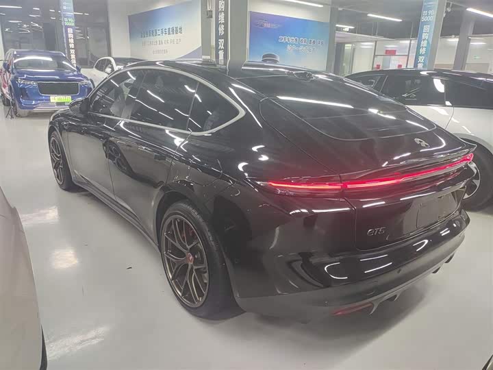 Фото 5 - Nio ET5