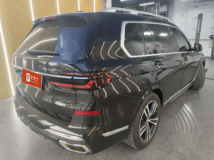 Фото 2 - BMW X7