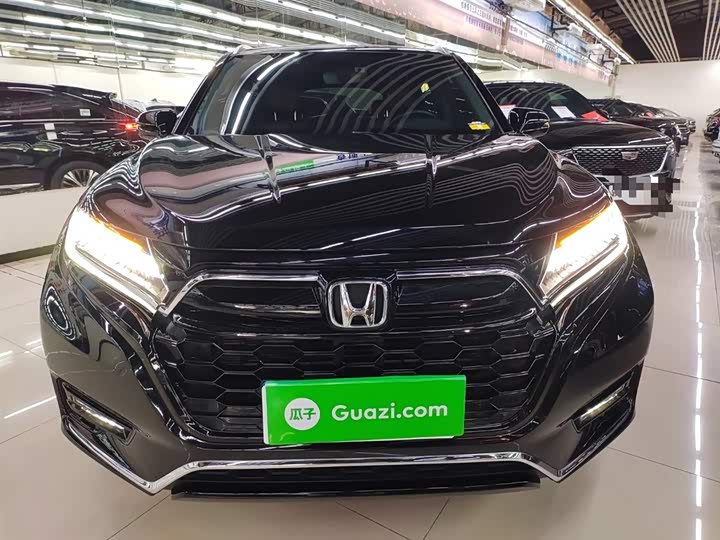 Фото 3 - Honda UR-V