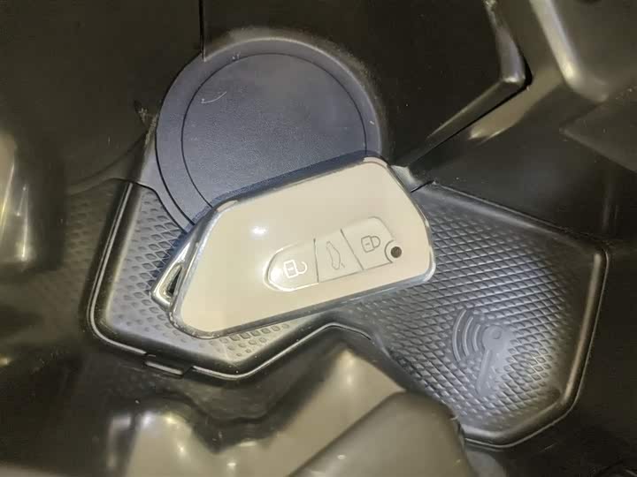 Фото 9 - Volkswagen Golf