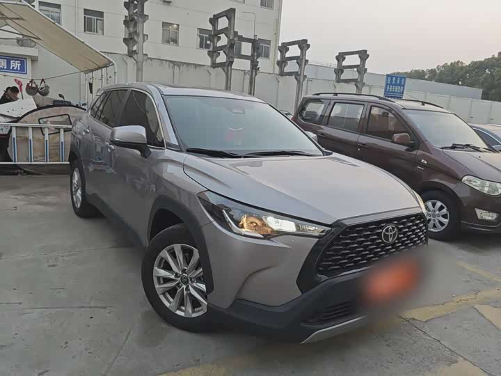 Фото 2 - Toyota Corolla Cross