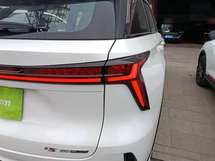 Фото 8 - Changan CS75 Plus