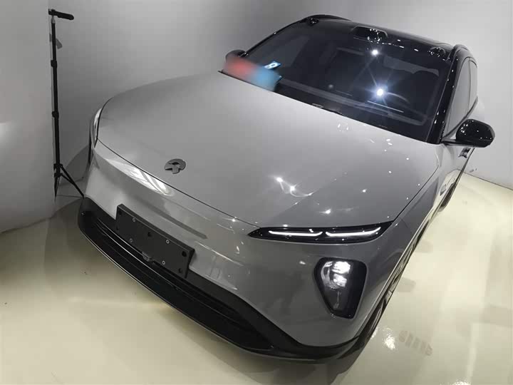 Фото 2 - Nio ES6