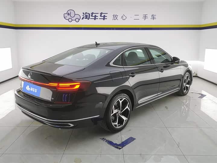 Фото 3 - Volkswagen Passat