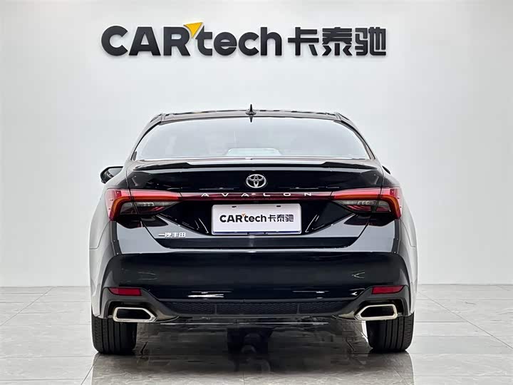 Фото 4 - Toyota Avalon