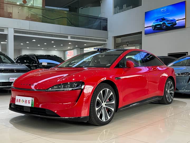 Фото 1 - Luxeed S7