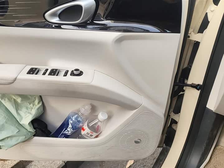 Фото 7 - Geely Galaxy Geome