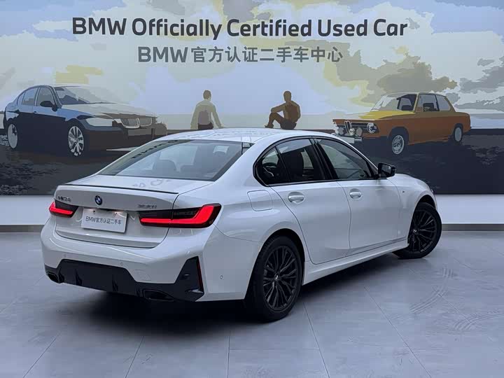 Фото 4 - BMW 3 Series