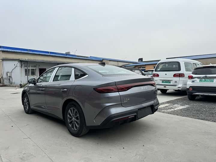 Фото 9 - BYD Qin L