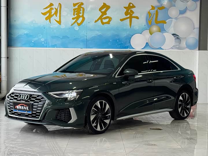 Фото 1 - Audi A3