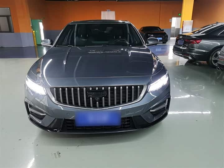 Фото 3 - Geely Preface