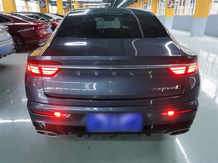 Фото 6 - Geely Preface