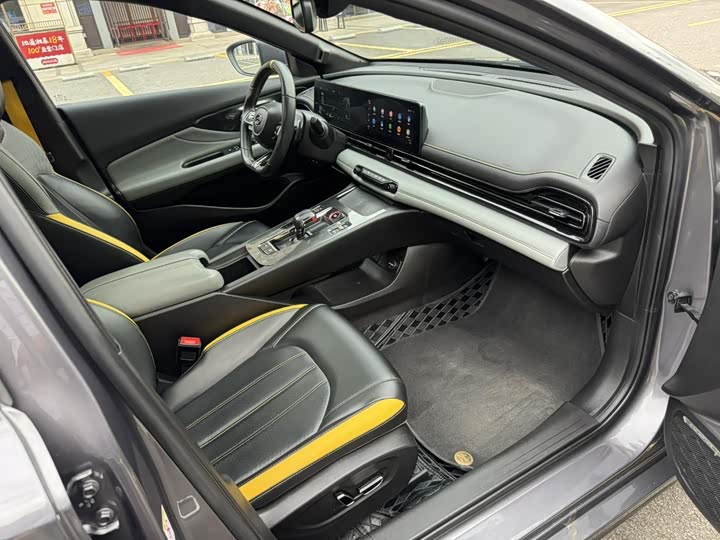 Фото 9 - GAC Trumpchi Empow R