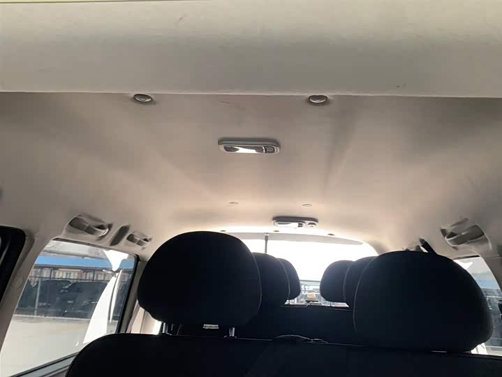 Фото 9 - Dongfeng Forthing Lingzhi M5