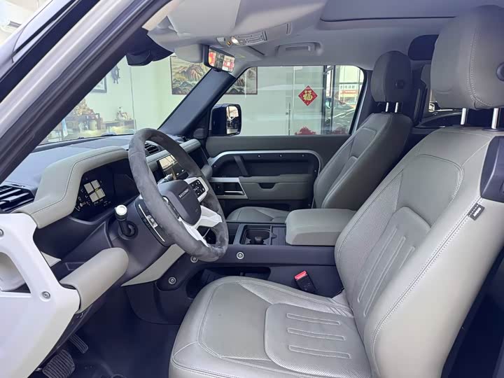 Фото 4 - Land Rover Defender