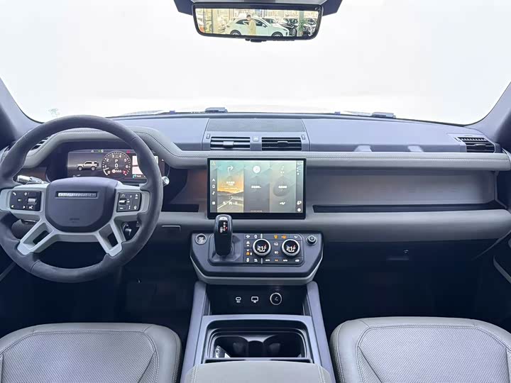 Фото 9 - Land Rover Defender