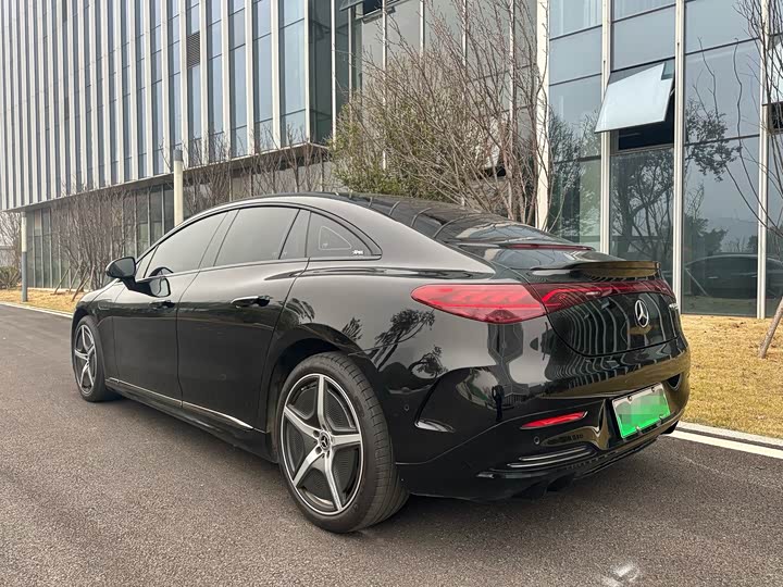 Фото 4 - Mercedes-Benz EQE