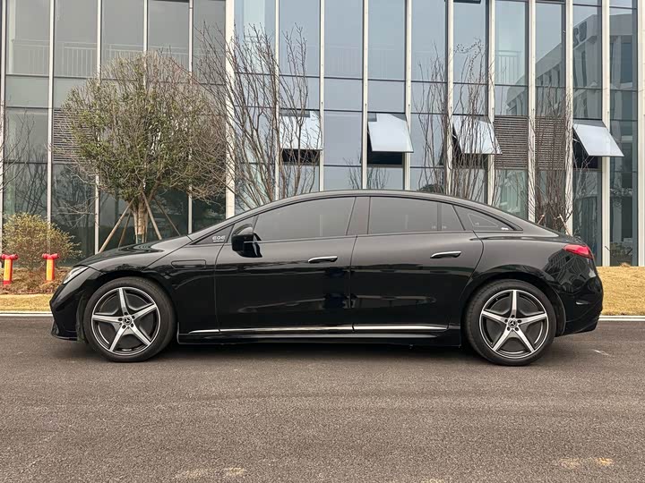 Фото 5 - Mercedes-Benz EQE