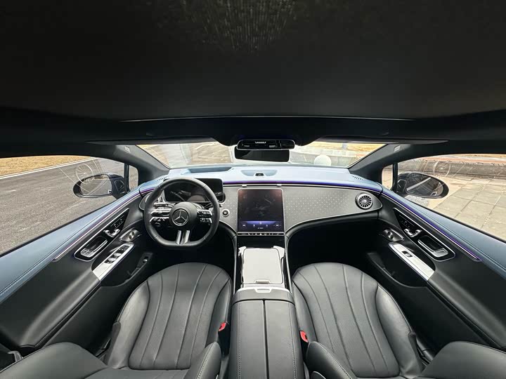 Фото 9 - Mercedes-Benz EQE