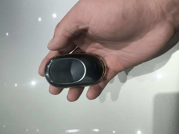 Фото 9 - Nio ES8