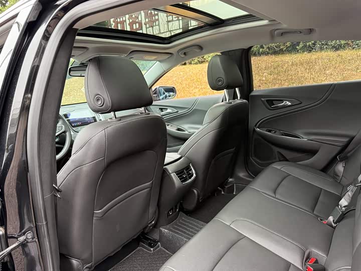 Фото 9 - Chevrolet Malibu XL