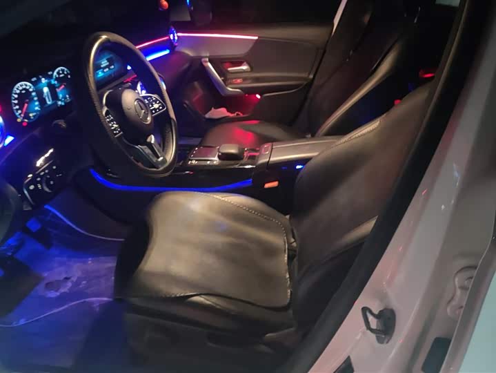 Фото 9 - Mercedes-Benz A-Class