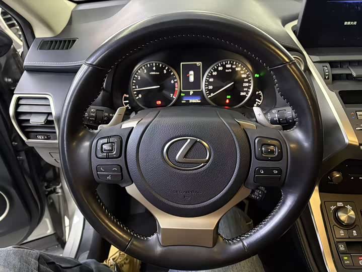 Фото 7 - Lexus NX