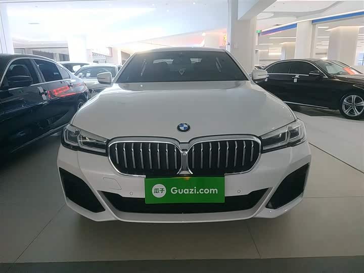 Фото 3 - BMW 5 Series