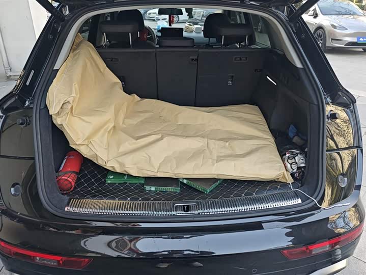 Фото 4 - Audi Q5L