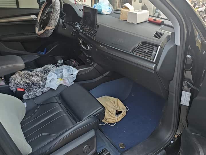 Фото 8 - Audi Q5L