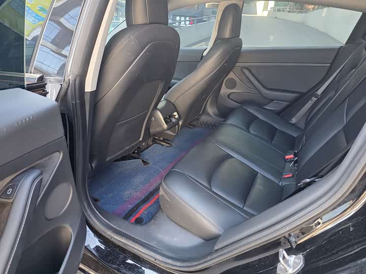 Фото 5 - Tesla Model 3