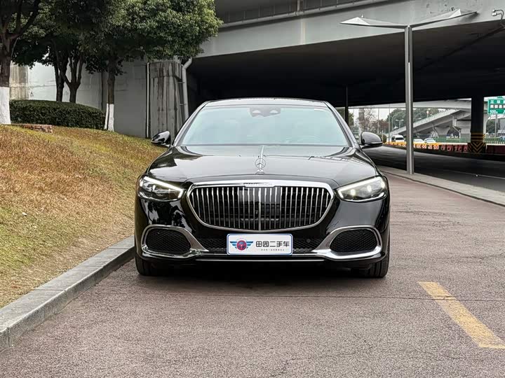 Фото 2 - Mercedes-Benz Maybach S-Class