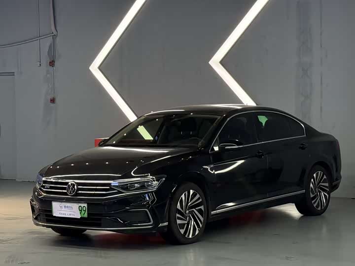 Фото 1 - Volkswagen Magotan GTE Hybrid