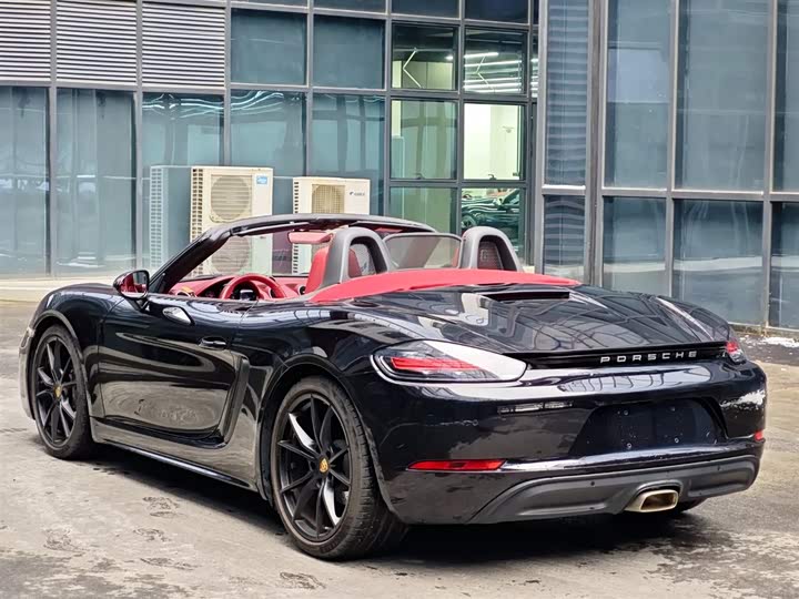 Фото 6 - Porsche 718