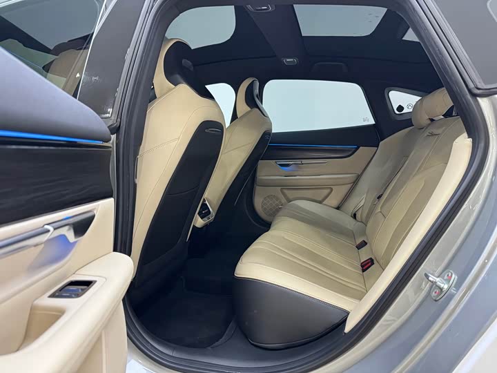 Фото 7 - XPeng P7