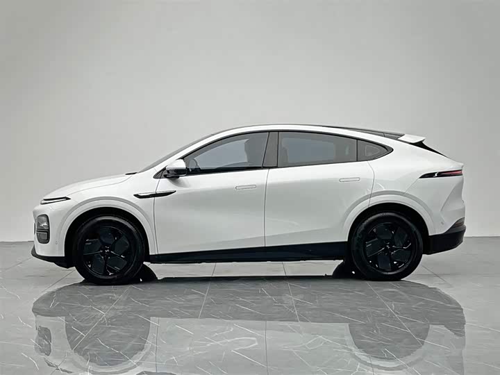 Фото 3 - XPeng G6