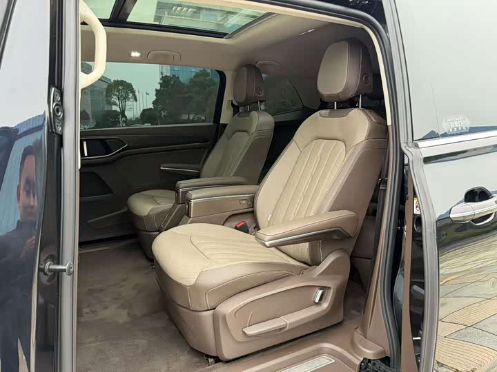 Фото 5 - Volkswagen Viloran