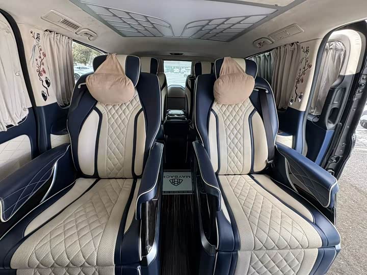 Фото 9 - Mercedes-Benz Vito