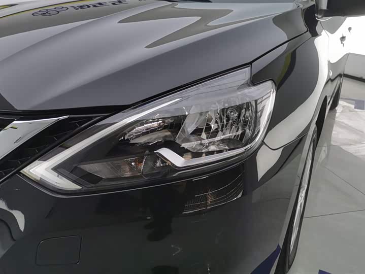 Фото 5 - Nissan Sylphy