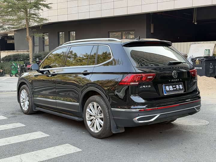 Фото 5 - Volkswagen Tiguan L Pro