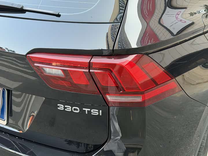 Фото 7 - Volkswagen Tiguan L Pro